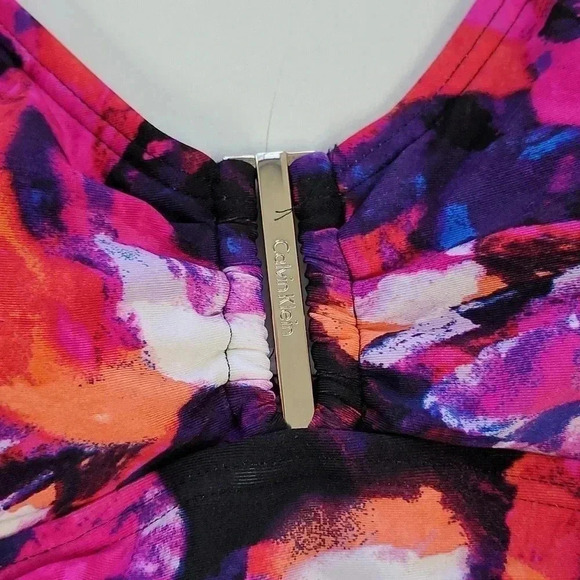 Calvin Klein Women's Graphic Floral Printed Bar Halter Tankini w/ Removable Soft - Picture 6 of 8